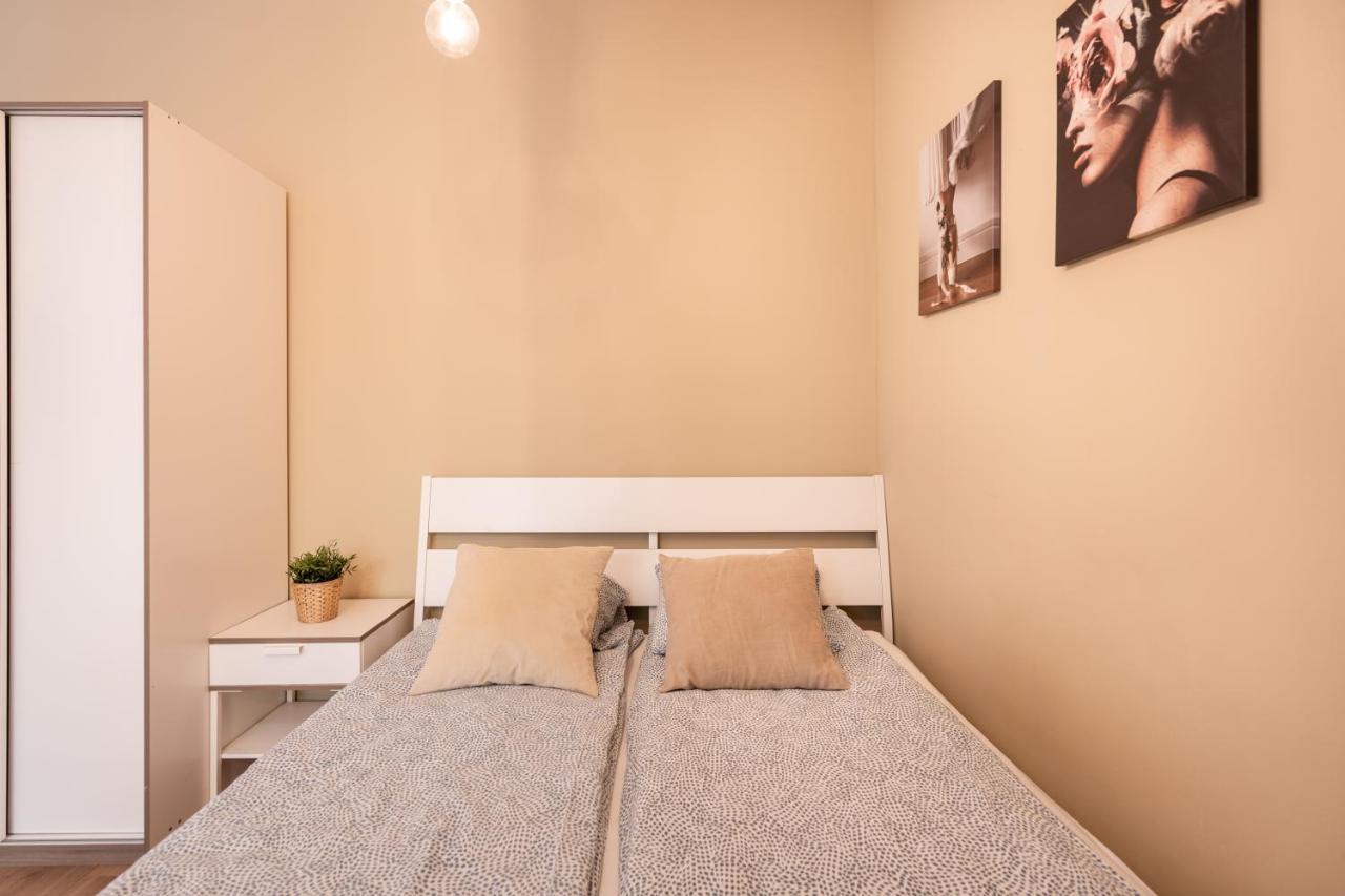 D71 Superior Apartments, Best Location, By Bqa Βουδαπέστη Εξωτερικό φωτογραφία