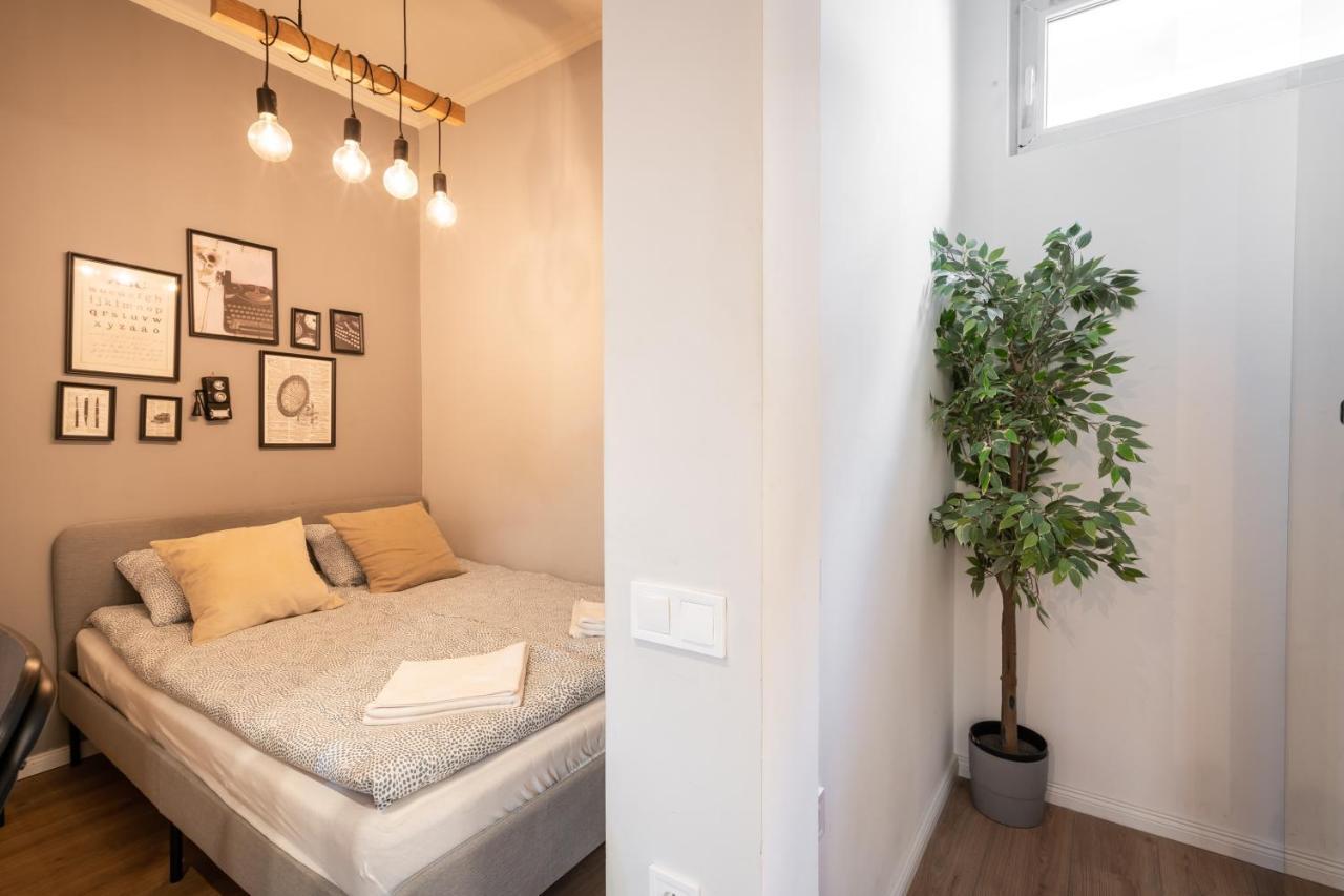 D71 Superior Apartments, Best Location, By Bqa Βουδαπέστη Εξωτερικό φωτογραφία